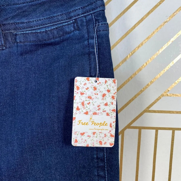 Free People So Chic Biker‎ Denim Short Rinse Cobalt - Picture 8 of 11